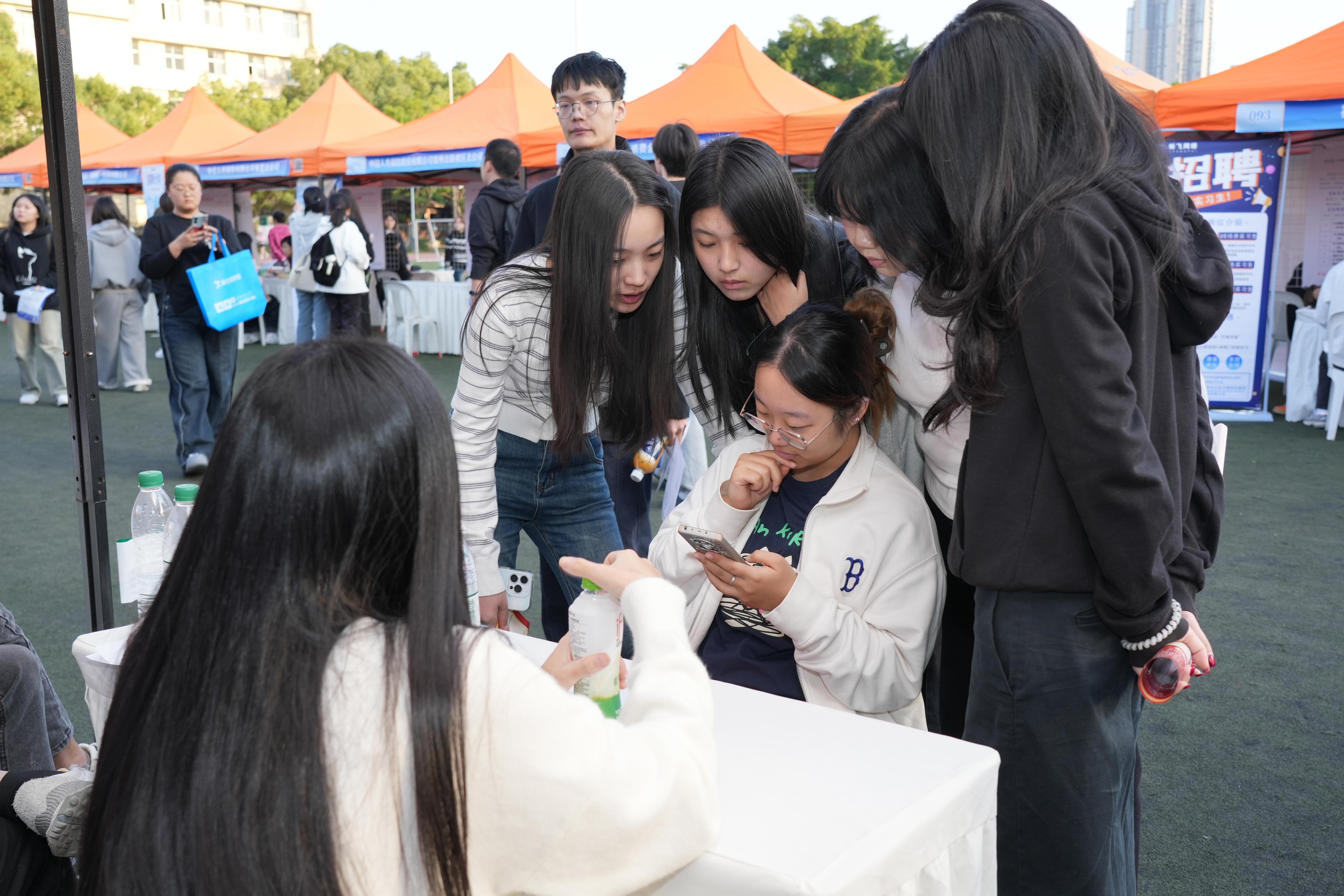 DSC08811-77.jpg DSC08811-77.jpg